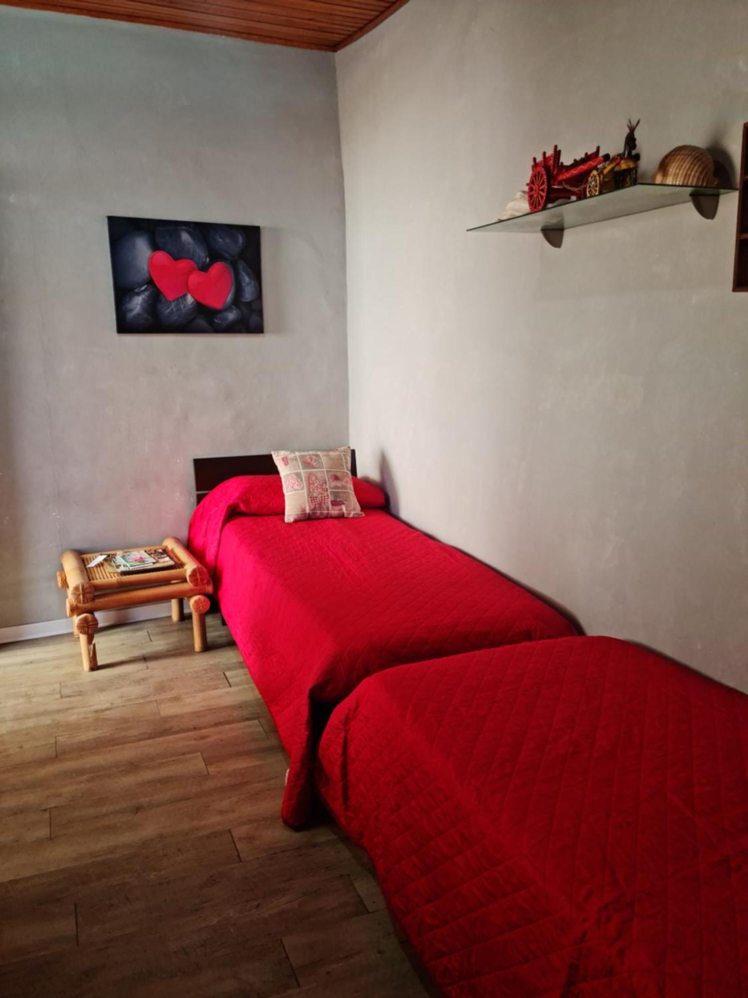 شقة La Casa Di Mimi' تْشيفالو المظهر الخارجي الصورة