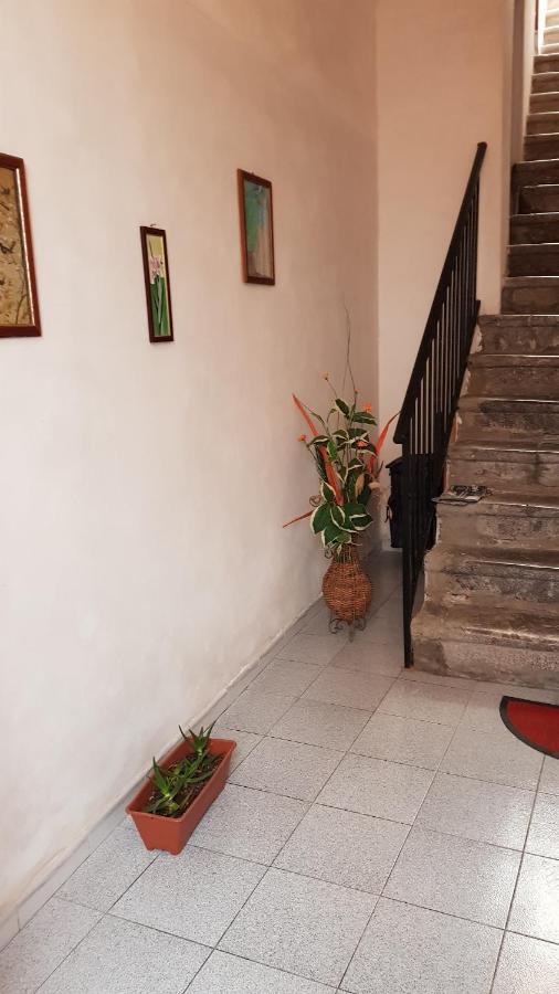 شقة La Casa Di Mimi' تْشيفالو المظهر الخارجي الصورة